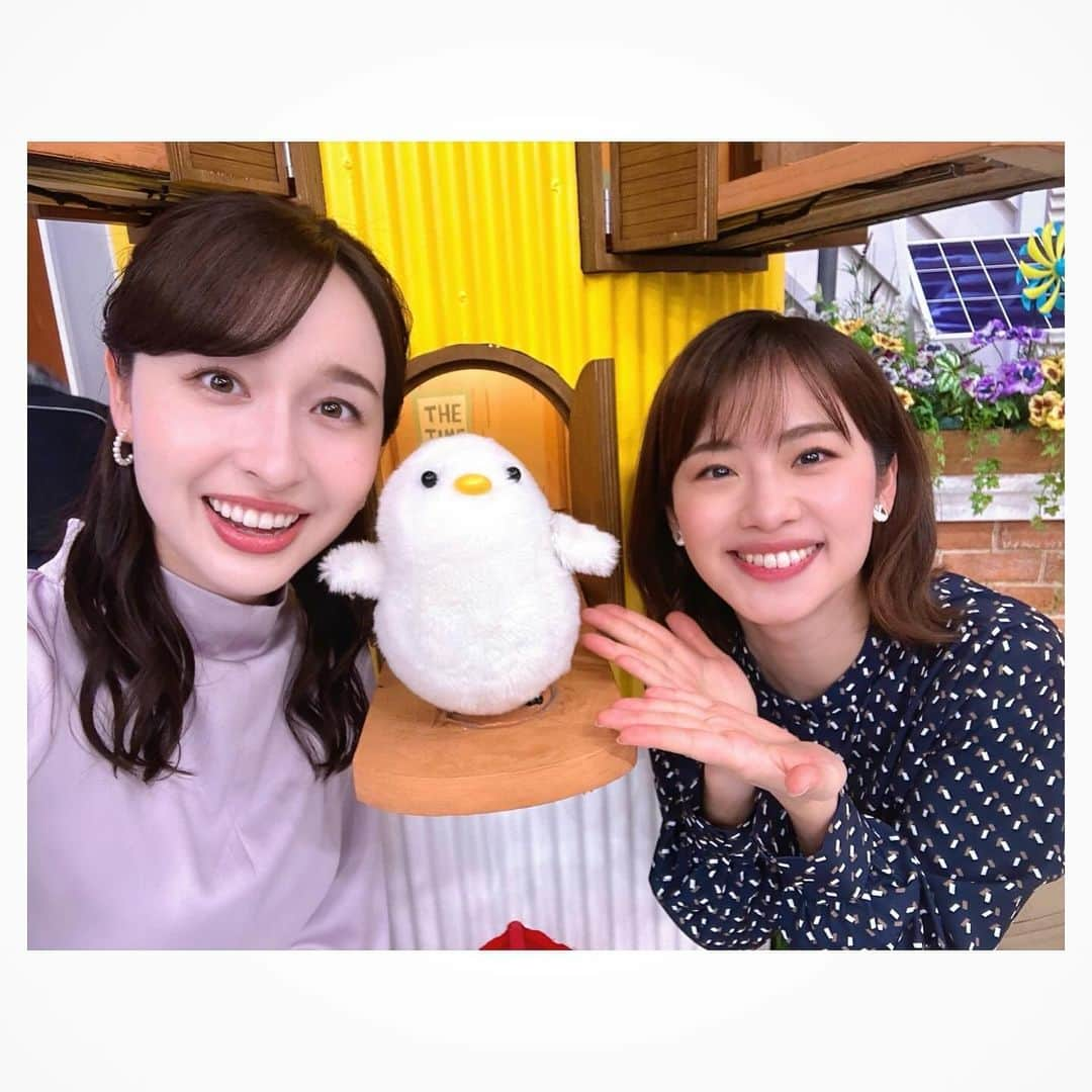 宇賀神メグさんのインスタグラム写真 - (宇賀神メグInstagram)「🐥  . .  遅くなりましたが 10月から新たにTIMEマーケティング部の リポーターになったお二人と。😊✨  1枚目は気さくで楽しい原さん。  そして2枚目は文ちゃんこと重松文(しげまつあや)さん。  お二人の明るい人柄と 体当たりの取材に注目です！🏃‍♀️  . .  #thetime_tbs #原千晶 アナ #重松文 さん #ぶんちゃん」12月1日 20時30分 - ugajin_megu