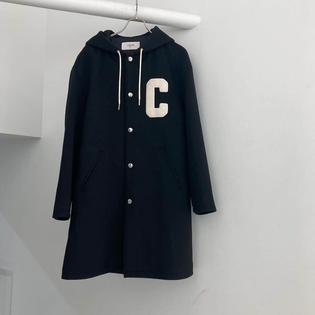 RINKAN渋谷店のインスタグラム：「. 《 CELINE 》  ※HOLD ⁡ －－－－－－－－－－ー－－－－－－－－－－－－－－  商品の詳細につきましてはDM、又はお電話にてお問い合わせ下さい。 ⁡ DMやお電話からの郵送販売も可能です。 ⁡ ショッピングローンなど各種お支払い方法もご用意しておりますのでご相談下さい。 ⁡ International shipping is available. Please contact us though DM. ⁡ ⁡ 〈RINKAN SHIBUYA〉 TEL：03-5458-3050 LINE ID：@283swjhf」