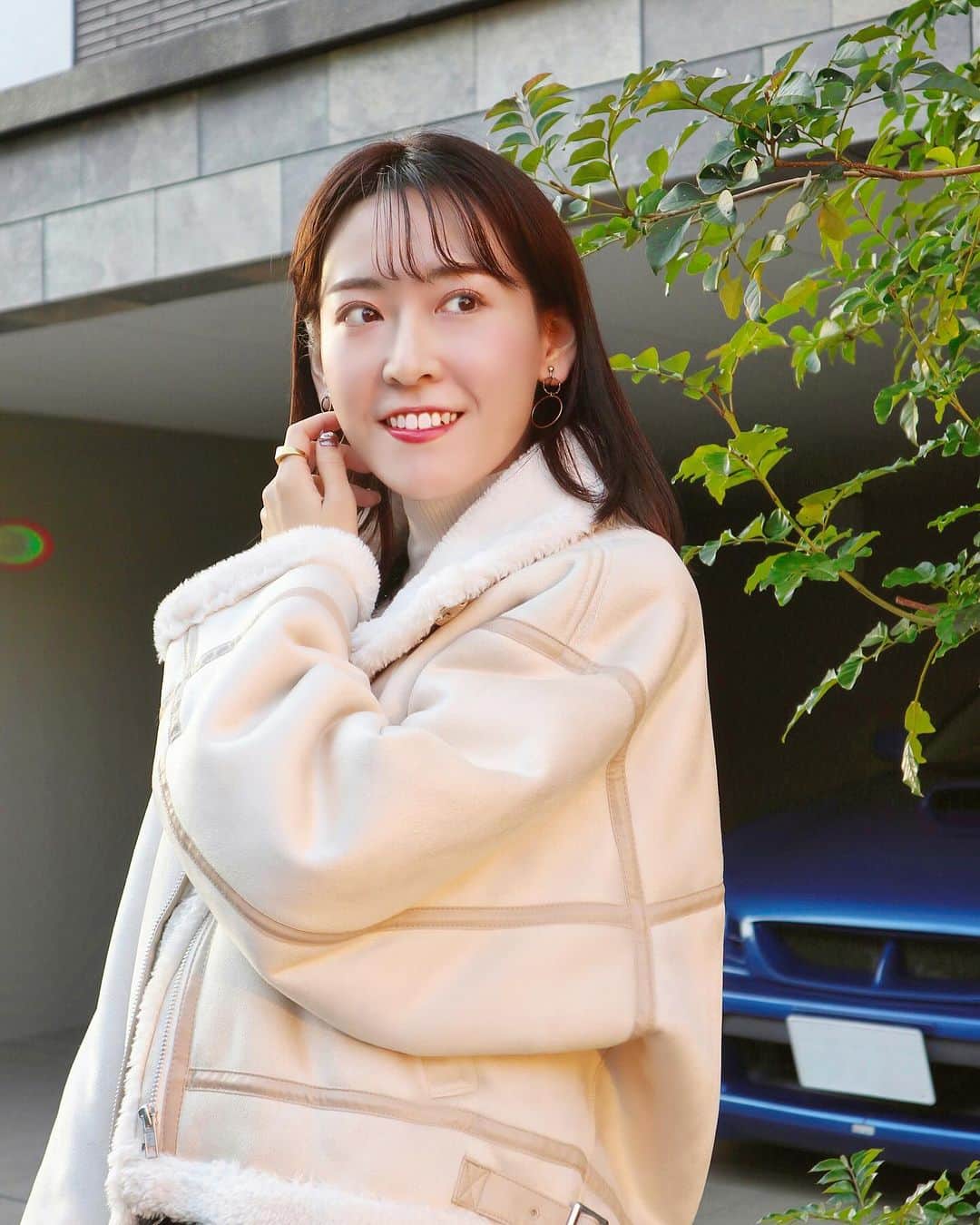 高橋晴香さんのインスタグラム写真 - (高橋晴香Instagram)「今日から12月⛄️ ⁡ ⁡ 今年も後1か月！！ ⁡ ⁡ 本当に早いな〜🥹🥹 ⁡ ⁡ 以前まつ毛パーマして、持ちと仕上がりが良かったので♡ ⁡ ⁡ また @eyelashsalon へ🤍 ⁡ ⁡ ⁡ 今回もまつ毛に優しいグローラッシュリフトに✨ ⁡ ⁡ ケラチンと高密度の美容液を使っていて、ダメージを最小限に抑えてパーマ出来るという◎ ⁡ ⁡ カールも自然で、目ぱっちり🥰 ⁡ ⁡ メイク時短にもなって最高だ❤️ ⁡ ⁡ 今回もありがとうございました☺️ ⁡ ⁡ ⁡ PR @eyelashsalon  ⁡ ⁡ #growlashift #グローラッシュリフト #マツパ #まつ毛パーマ #ラコタ #ラッシュリフト #銀座」12月1日 20時42分 - haruka_takahashi0127