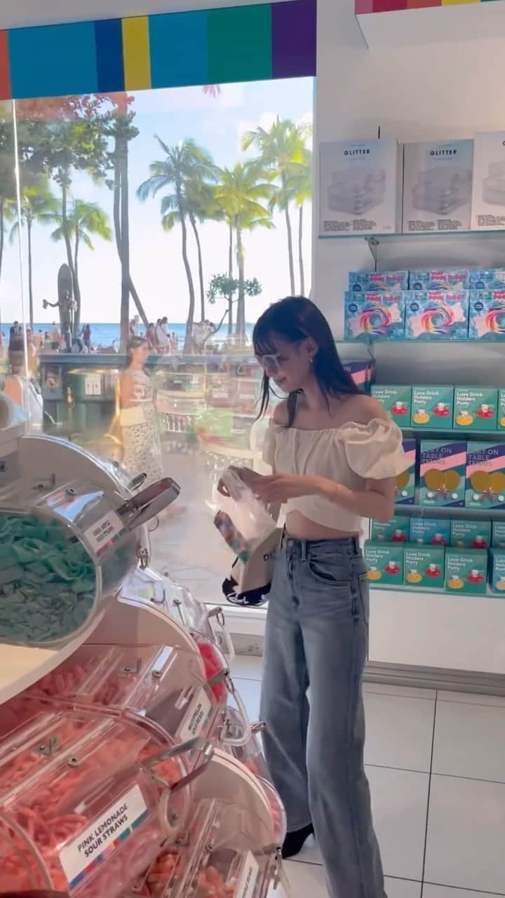 中野妃菜のインスタグラム：「world of sweets in hawaii　🍭♡」