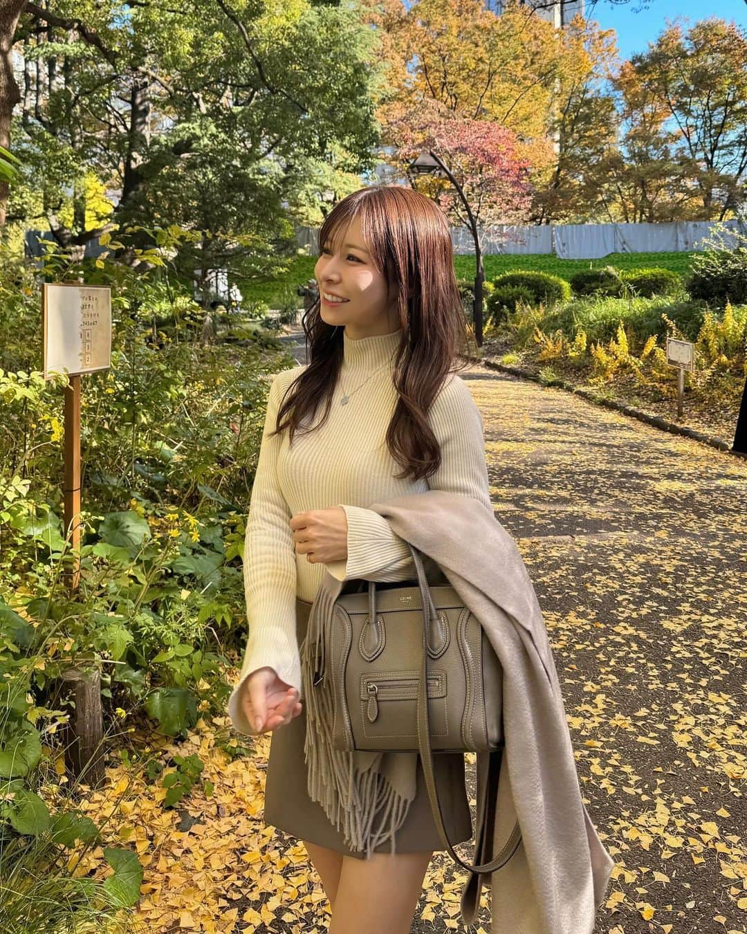 工藤はるかさんのインスタグラム写真 - (工藤はるかInstagram)「12月、🍁🍂✨」12月1日 20時53分 - har_326