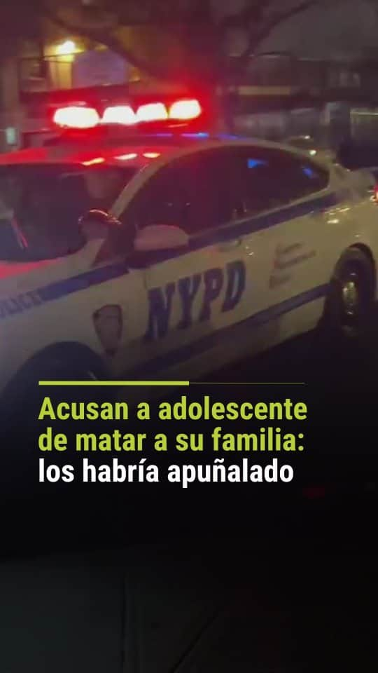 Primer Impactoのインスタグラム：「➡️ Adolescente es acusado por la muerte de su familia: fueron hallados muertos en un apartamento en Nueva York.  📺Más en Primer Impacto a las 5pm/ 4C de lunes a viernes por @univision」