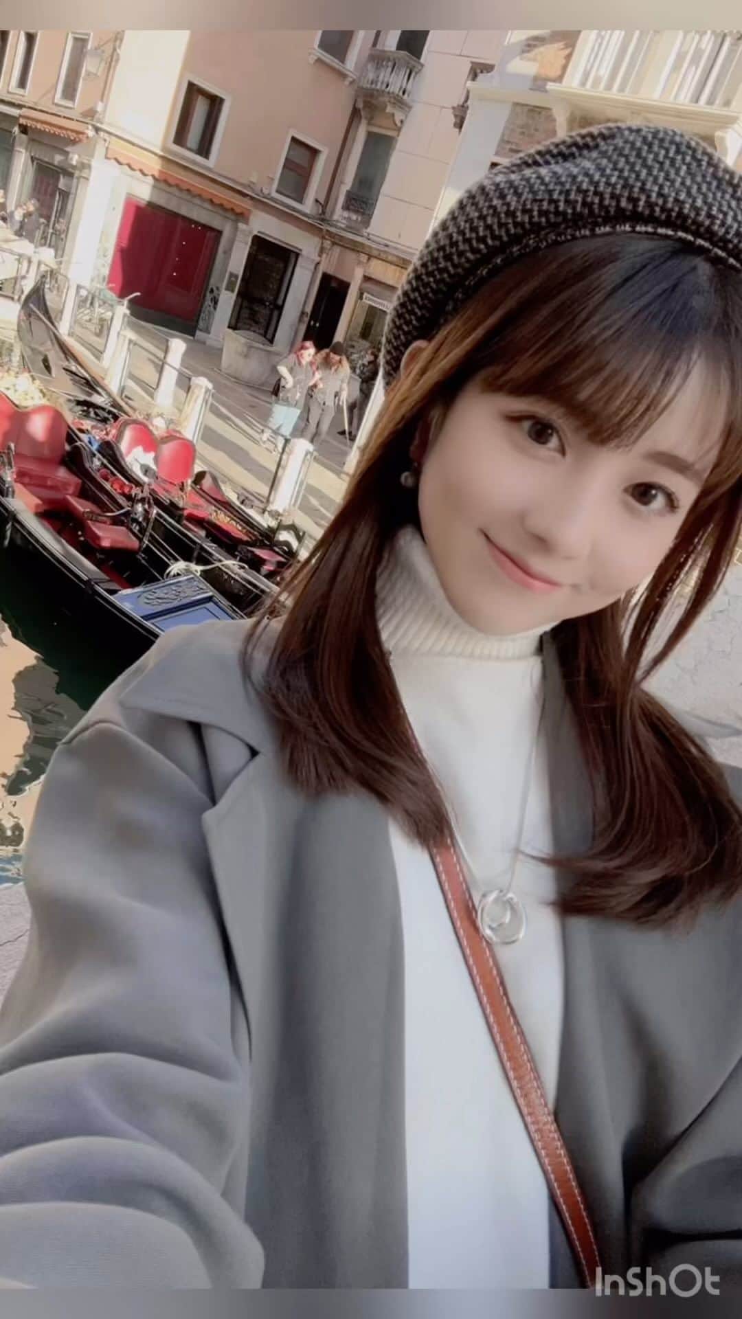せきぐちりさのインスタグラム：「ベネチアは最高に楽しかったけど、お天気のいい日にもう一度観光したいので(ゴンドラも乗れなかったし🥺)またいつか絶対に行きます✊」