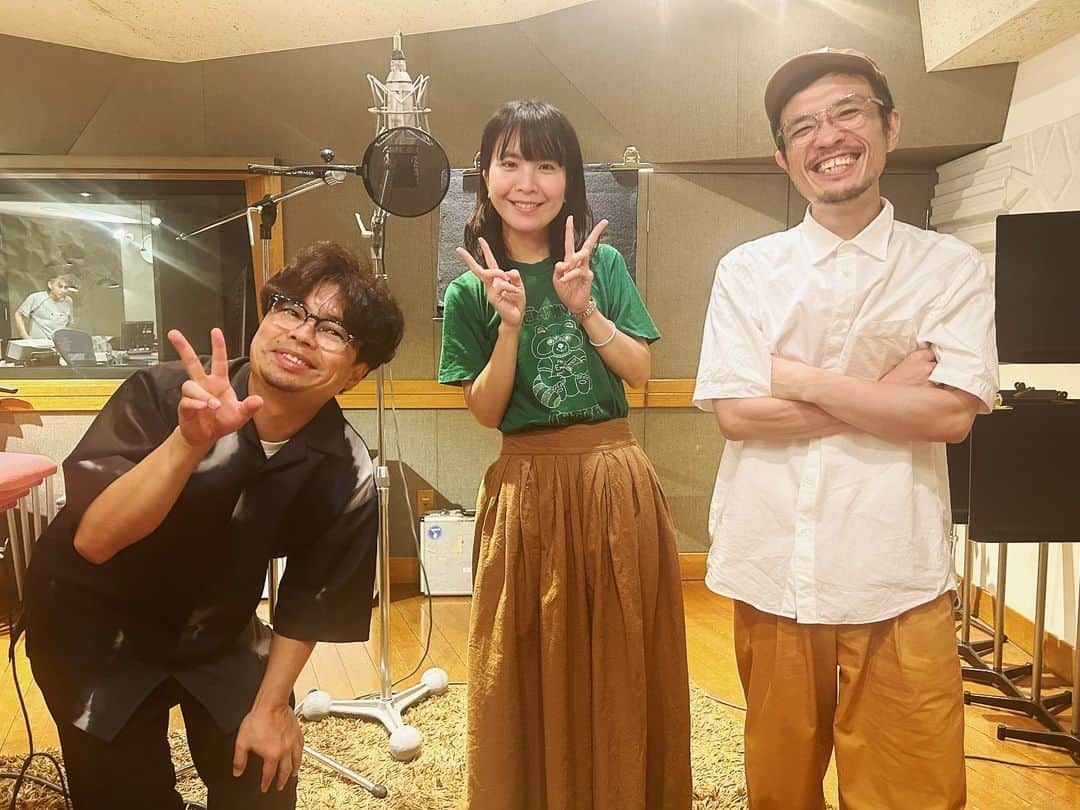 浜野謙太のインスタグラム：「在日ファンク新曲 『注意 featuring 橋本絵莉子』  録りでもうリスペクトが止まらなくて幸せだった。 配信中なので是非聴いてください。  #zainichifunk #橋本絵莉子 #注意 #女優は泣かない #橋本剛秀 #funk」