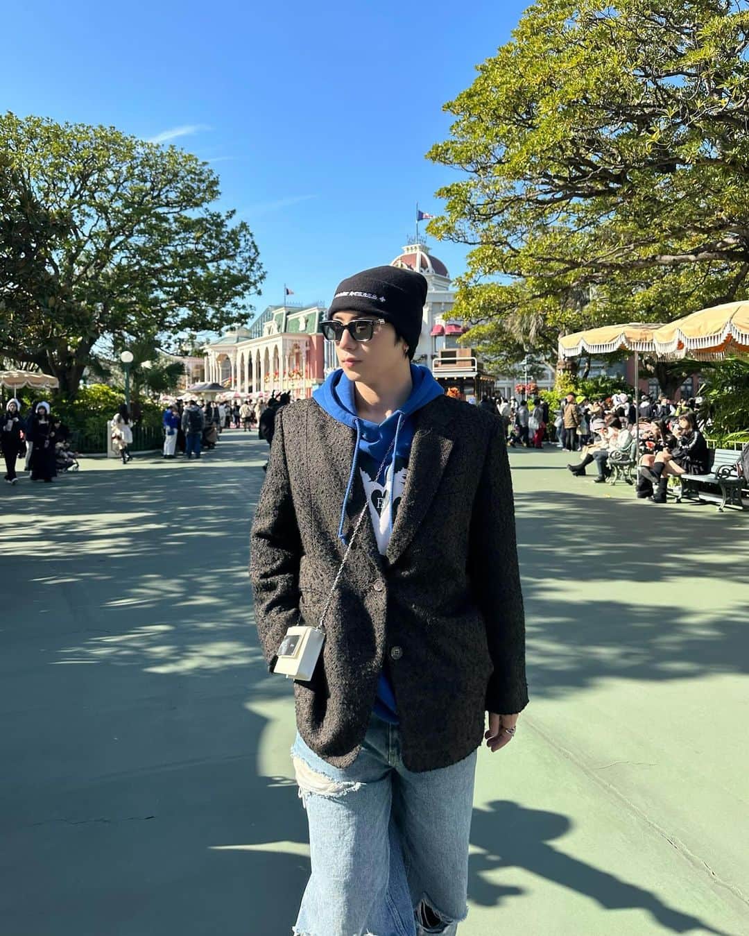 岡田蓮さんのインスタグラム写真 - (岡田蓮Instagram)「💙🖤  久しぶりにDisney行ってきた！ 楽しかった〜🤭」12月1日 22時48分 - ren.479