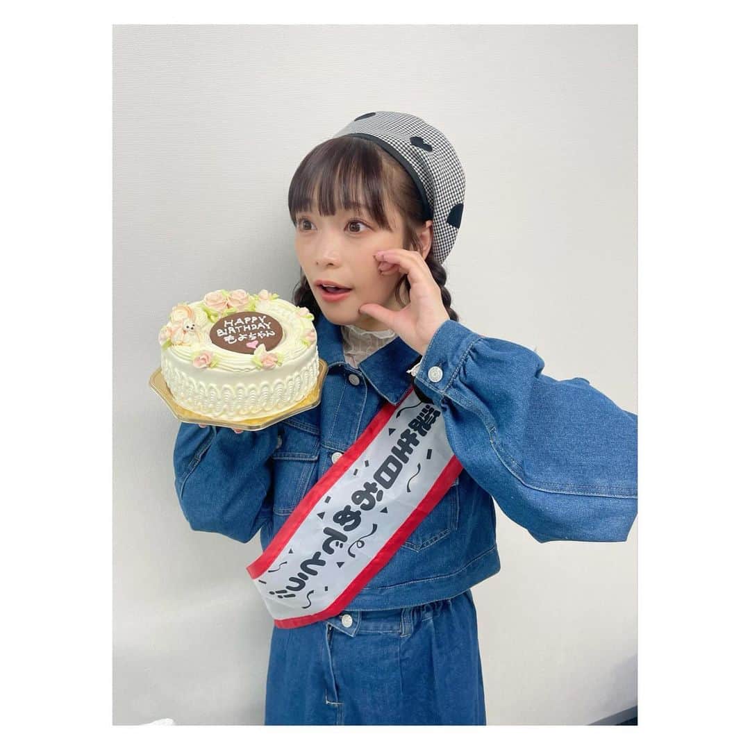 小山百代さんのインスタグラム写真 - (小山百代Instagram)「・ ・ ・ ・ 11/30、誕生日を迎えました🎊 沢山のおめでとうをありがとう︎❣️ ・ ・ ・ #小山百代」12月1日 23時49分 - koyamamomoyo_official