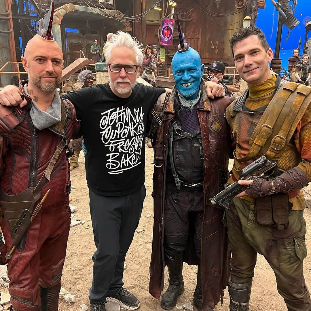 ジェームズ・ガンさんのインスタグラム写真 - (ジェームズ・ガンInstagram)「Happy Birthday to my best pal, Stevie Blackehart, known as Steemie Blueliver in the Guardians films. Love you, buddy, and see you soon in Atlanta! @blackehart PS He’s single, so feel free to slide into those DMs.」12月1日 23時59分 - jamesgunn