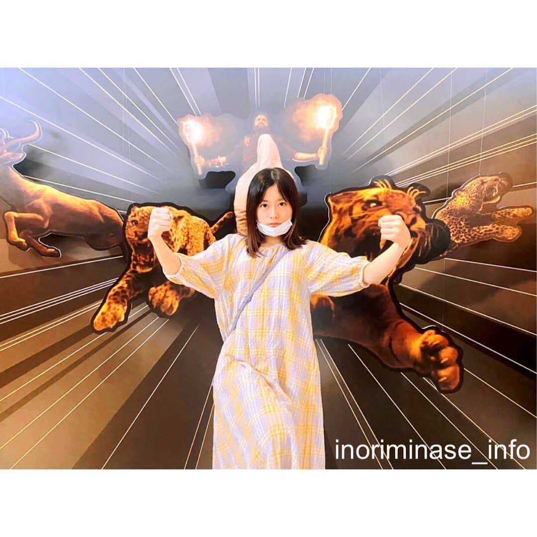 水瀬いのりのインスタグラム：「12月2日なったー！ 28歳なったー！ ありがとー！ありがとー！ 今日公録で会える人はぜひわたしに直接大きな声でおめでとうって言ってあげてね！  周りにあるしあわせにたくさん気付ける1年にします♡」