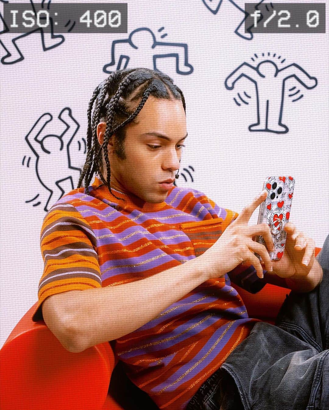 VELVETCAVIARさんのインスタグラム写真 - (VELVETCAVIARInstagram)「COLLAB ALERT 🚨 “As a Brooklyn based brand, this collaboration just felt right! You can't go anywhere in this city without feeling the lasting influence of Keith Haring's art. With phone cases at the heart of our brand, we've set out to bring his art directly into the hands of those looking for a new way to express themselves. This collection features 4 designs, from feminine pastels to Haring's signature primary color palette, we wanted it to have something for everyone." - @mishkaran #KeithHaringxVelvetCaviar launches 12.06.23 @keithharingfoundation @artestarnyc ©Keith Haring Foundation. Licensed by Artestar, New York.」12月2日 1時30分 - velvetcaviar