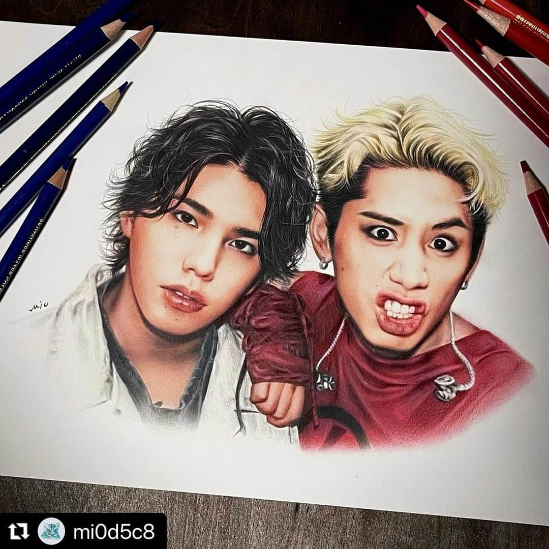 ONE OK ROCK WORLDのインスタグラム：「- We're proud of these brothers and appreciate that we could be a "witness" of this age. And we would never forget about " this legend".  Thank you @mi0d5c8 for sharing this drawing. This is incredible😳❣️  ※Make sure that you add the  credit when you repost※ - #oneokrockofficial #10969taka #toru_10969 #tomo_10969 #ryota_0809 #luxurydisease#myfirststory#tokyodome#vs#fanart」