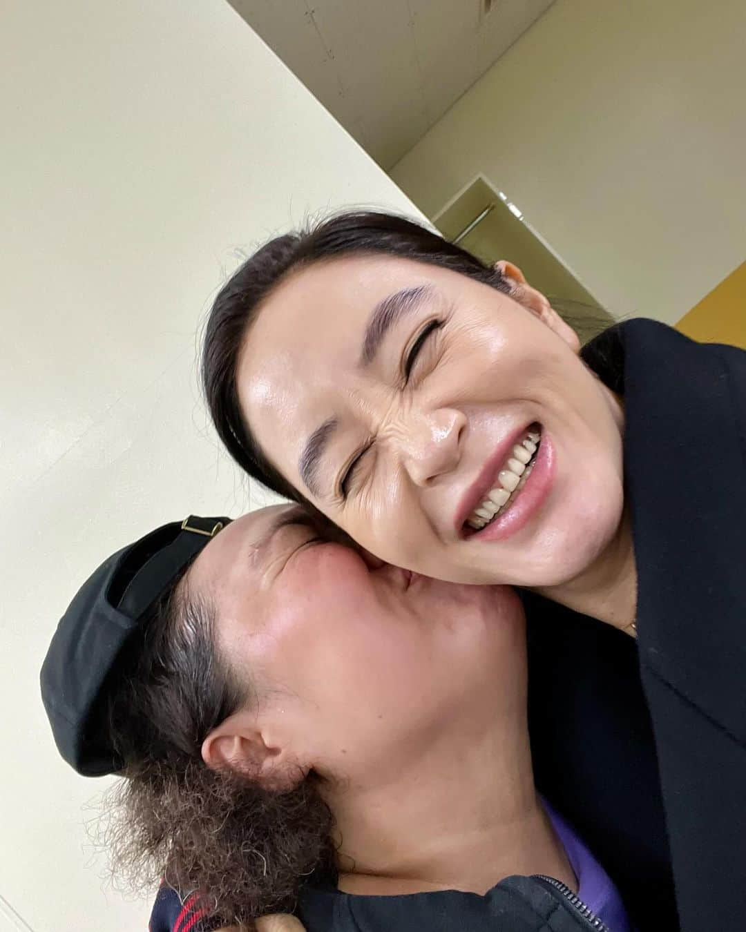 パク・ジュンミョンさんのインスタグラム写真 - (パク・ジュンミョンInstagram)「그저 사랑하는 마음뿐 …💞 혜수선배님! 감사합니다!!!! 오늘 공연한 동료들하고 사진 찍으것도 좀 올립니다!!! #레미제라블」12月2日 0時17分 - junmuynpark