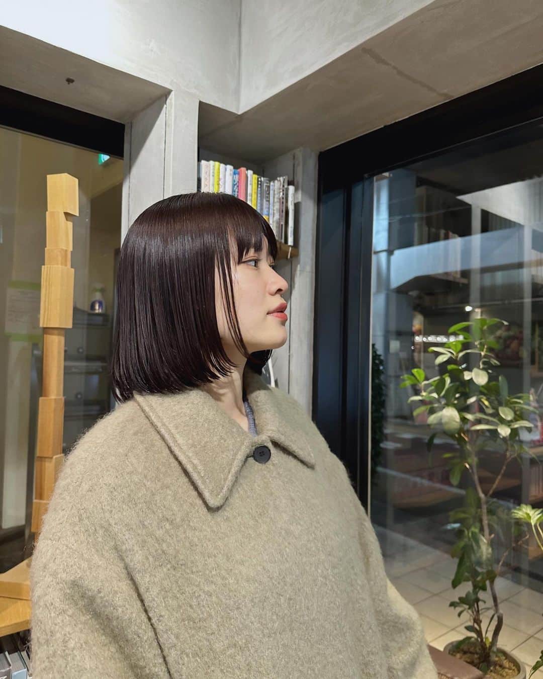樫本琳花さんのインスタグラム写真 - (樫本琳花Instagram)「・・  髪、伸びるのはやい👩🏻  いつもありがとうございます^ ^  @arata_siika   さらっさらになりました おやすみなさい⭐」12月2日 0時14分 - rinka.kashimoto