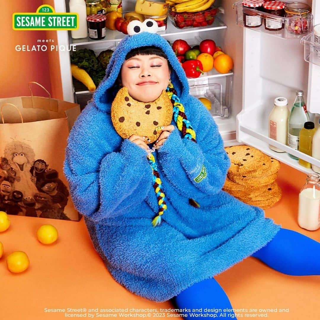 Mei Kawajiriさんのインスタグラム写真 - (Mei KawajiriInstagram)「3D Sesame Street 🍪🍪🍪nails 💅for @watanabenaomi703 @sesamestreet x @gelatopique_official 🩷🎀💅🍪🤍🩵⭐️」12月2日 1時05分 - nailsbymei