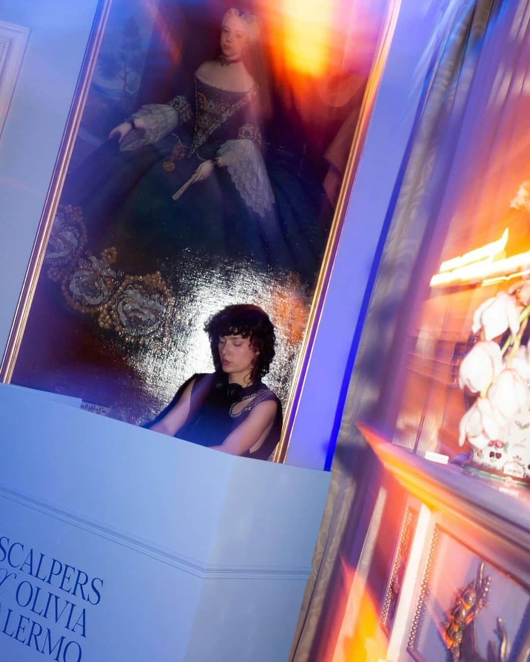 オリヴィア・パレルモさんのインスタグラム写真 - (オリヴィア・パレルモInstagram)「Last night was such a blast! 💥 Thank you to the entire @scalperscompany official team for working down to the wire to bring our collaboration to life! And a huge super special thanks to my loved ones who came from all over to support - love you beyond words 🥰🫶💗 #ScalpersxOliviaPalermo is now available so get those carts ready and shop til you drop this holiday!!! 🛍️🛒」12月2日 1時11分 - oliviapalermo