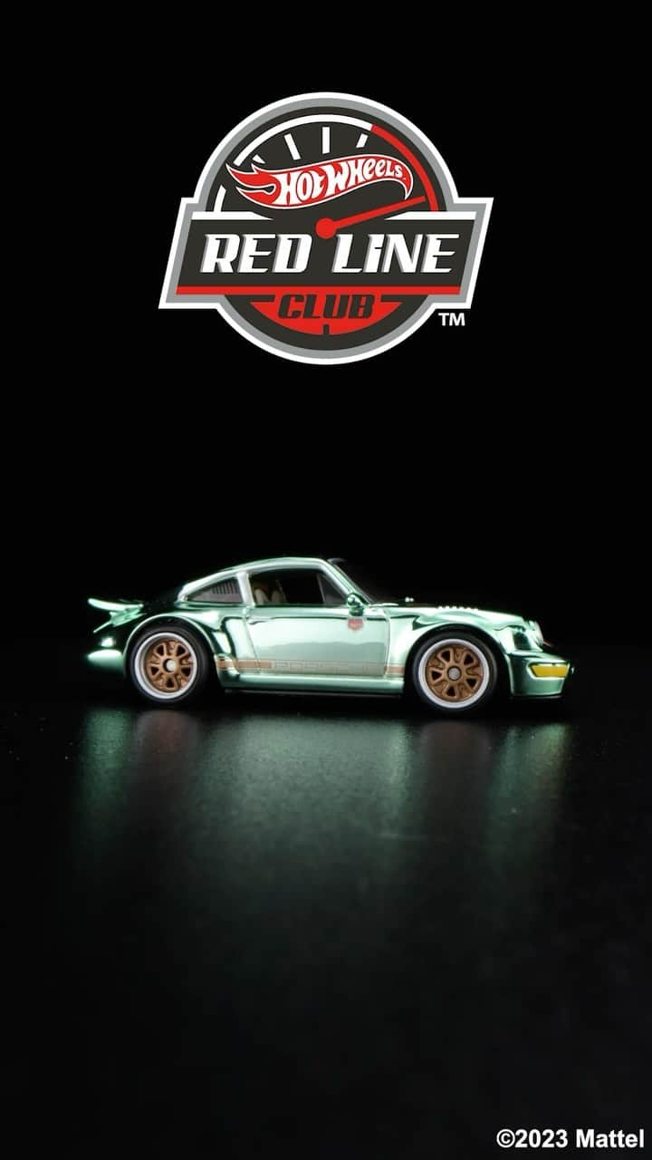 Hot Wheelsのインスタグラム：「It’s an eye catcher! 👀  Covered in Spectraflame mint, with Real Riders fifteen52 Outlaw wheels, and sage green authentic plaid seats, the Magnus Walker “Urban Outlaw” Porsche 964 makes the perfect edition to your collection.   Available on 12/5 at 9am PST for Red Line Club members only.   #HotWheels」