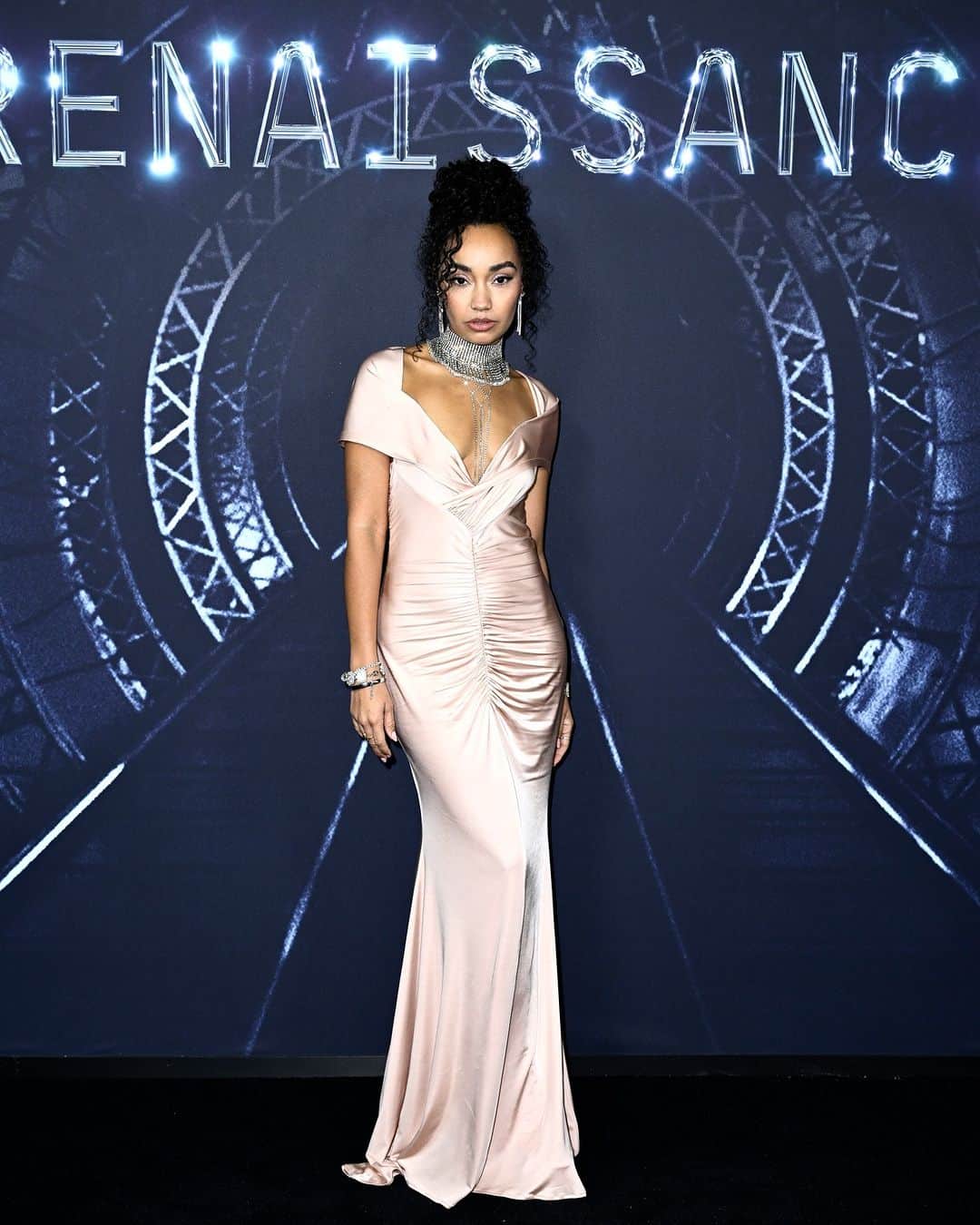 MTVのインスタグラム：「Found a list of guests @beyonce *would* let into "MY HOUSE" at the Renaissance: A Film By Beyoncé premiere in London 🪩」