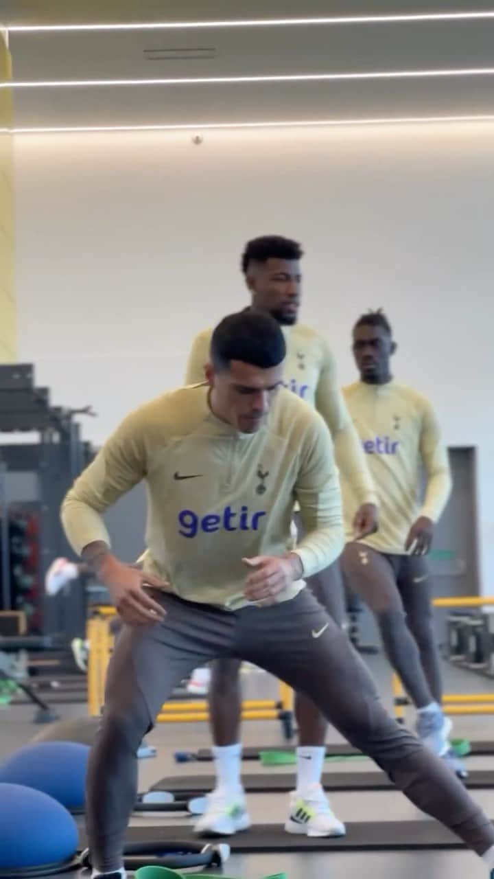 トッテナム・ホットスパーFCのインスタグラム：「Grafting ahead of Sunday 💪」