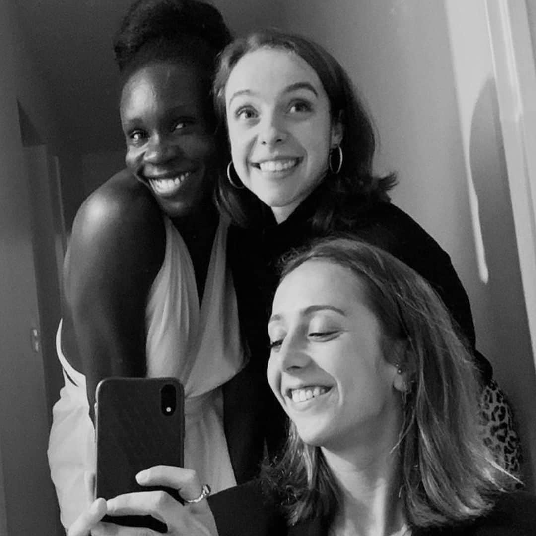 マエ＝ベレニス・メイテのインスタグラム：「Merveilleux 30e anniversaire à toi ma belle @klemence_lg 🤍✨  Le patinage m’a permis de faire de merveilleuses rencontres, et tu fais partis des rencontres qui me sont le plus chères. Aujourd’hui, plus de 15 ans après que nos chemins se soient croisés, j’ai l’honneur de te célébrer - de loin malheureusement 😢- mais je pense fort à toi.  Que cette journée soit douce, et que tu fêtes cela comme il se doit ✨   Tu me manques et je t’aime fort ma Clémence 🤍 #WelcomeToThirty」
