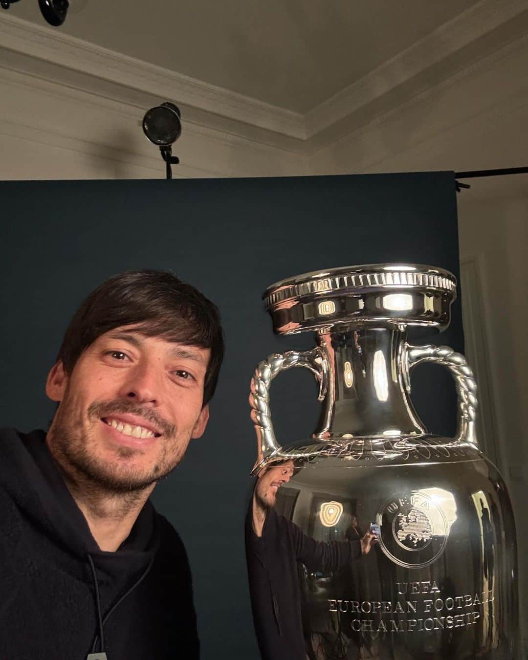 ダビド・シルバのインスタグラム：「Bonito volver a verte 😍」