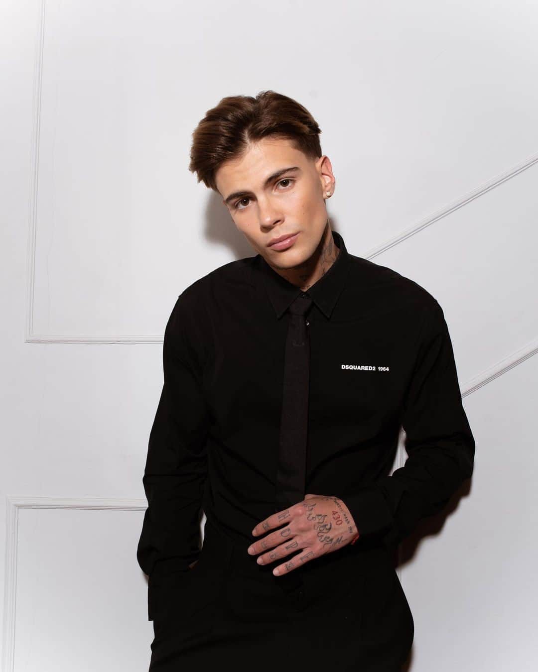 ビクターのインスタグラム：「La mejor noche de @gqspain 🥂」