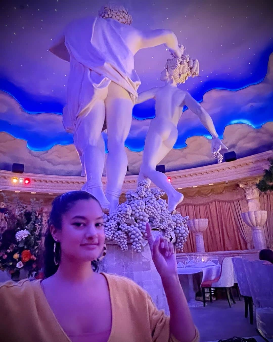 メッチェン・アミックのインスタグラム：「no ifs ands or butts about it」