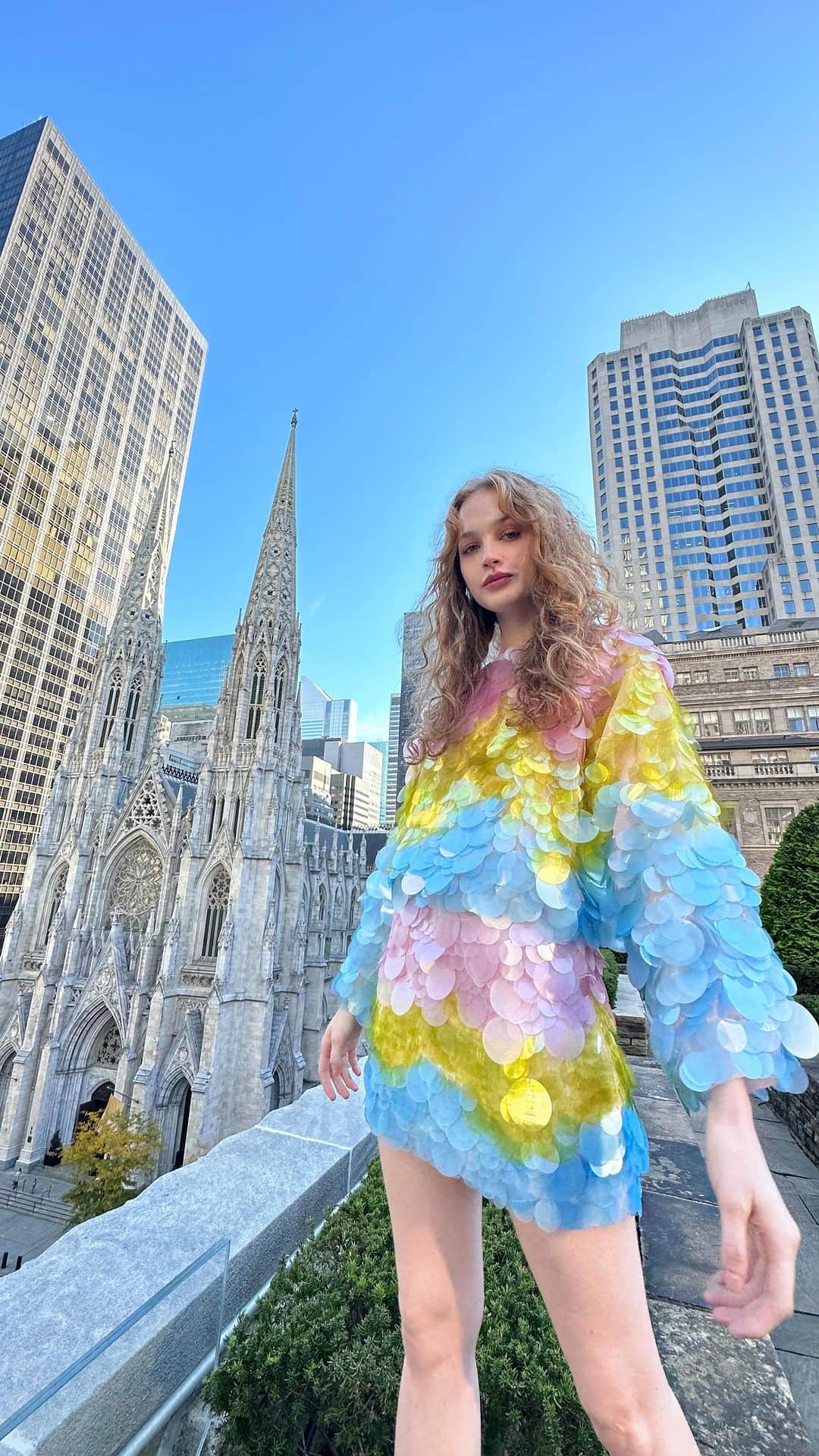 シンシア ローリーのインスタグラム：「CYNTHIA ROWLEY SS24 • • •  Directed by @katherinegoguen  Full video is available on cynthiarowley.com」