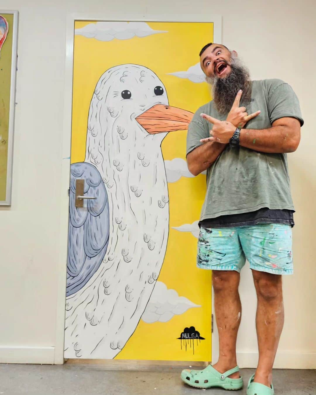 MULGAさんのインスタグラム写真 - (MULGAInstagram)「All the doors I painted at Karratha High 🤘😎🤘」12月2日 5時46分 - mulgatheartist