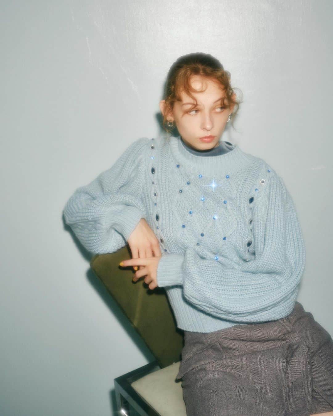 のインスタグラム：「.  - L.B CANDY STOCK - 23’ WINTER  オフィシャルオンラインストアにて公開中  💎What’s “LILY BROWN CANDY STOCK" 宝石の持つ煌きと永遠の憧れ、高揚感。 伝統的でクラッシックなビジュー使いを現代にブレイクダウン リュクスな中にもリリーブラウンの個性が輝き出すリッチなビジューライン ⁡ #lilybrown #リリーブラウン #vintage #vintagefeature #lily_brown_candy_stock #lilybrowncandystock」