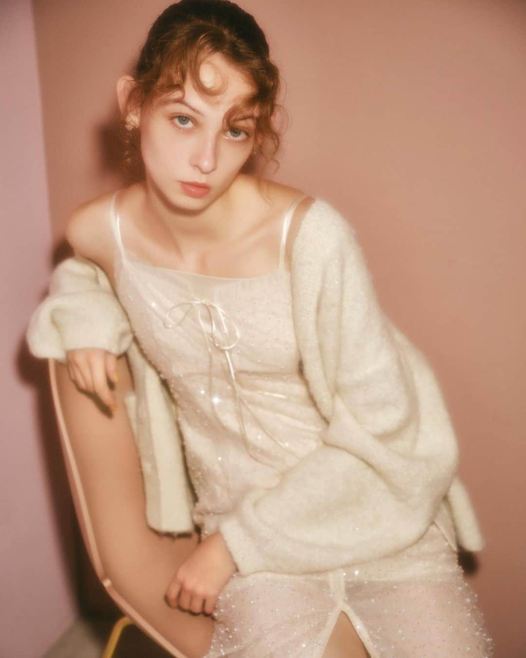 Lily Brownさんのインスタグラム写真 - (Lily BrownInstagram)「.  - L.B CANDY STOCK - 23’ WINTER  オフィシャルオンラインストアにて公開中  💎What’s “LILY BROWN CANDY STOCK" 宝石の持つ煌きと永遠の憧れ、高揚感。 伝統的でクラッシックなビジュー使いを現代にブレイクダウン リュクスな中にもリリーブラウンの個性が輝き出すリッチなビジューライン ⁡ #lilybrown #リリーブラウン #vintage #vintagefeature #lily_brown_candy_stock #lilybrowncandystock #店頭入荷中」12月3日 17時30分 - lily_brown_official