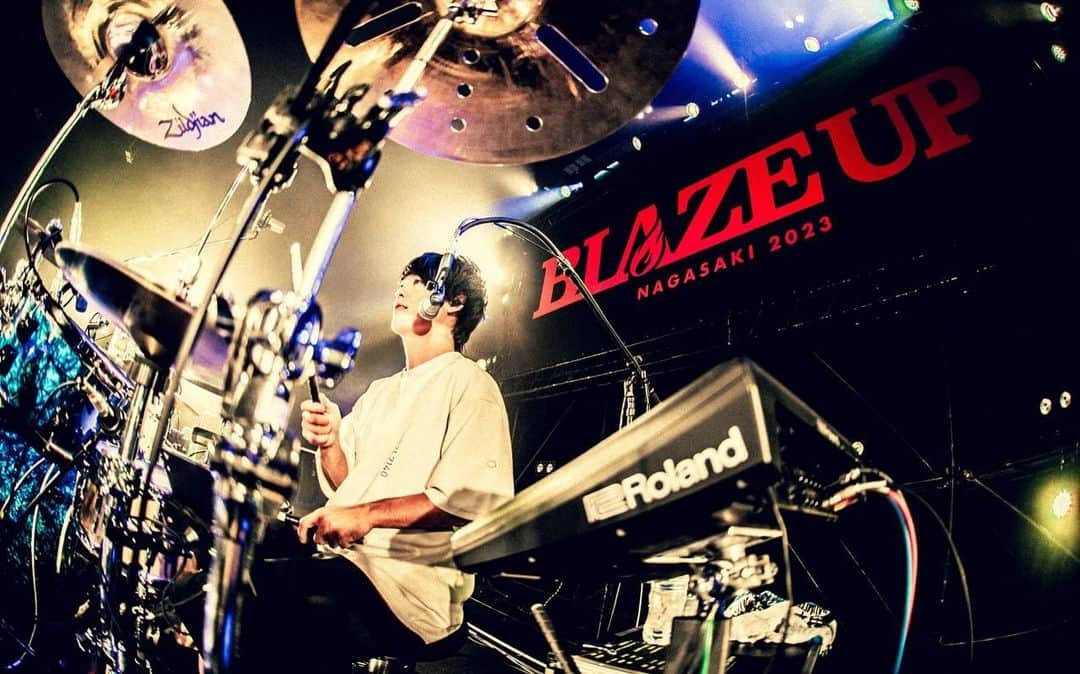 KOUHEIさんのインスタグラム写真 - (KOUHEIInstagram)「2023.12.02 出島メッセ長崎 『BLAZE UP NAGASAKI 2023』 ブレイズアップありがとうございましたー！ リハからテンション高いやつおったなー😌 GENも言ってたけどメンバー全員SHANKが好き！！ また来るねー！ ありがとうございました！  📸　@yamada_mphoto」12月2日 16時14分 - kouhei04ls