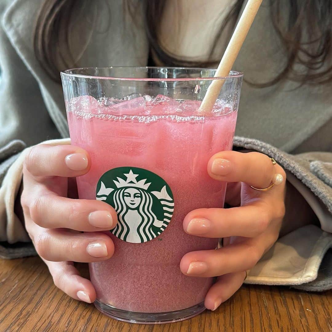 工藤はるかのインスタグラム：「pink🍑🎀🩰🎟️🌸」