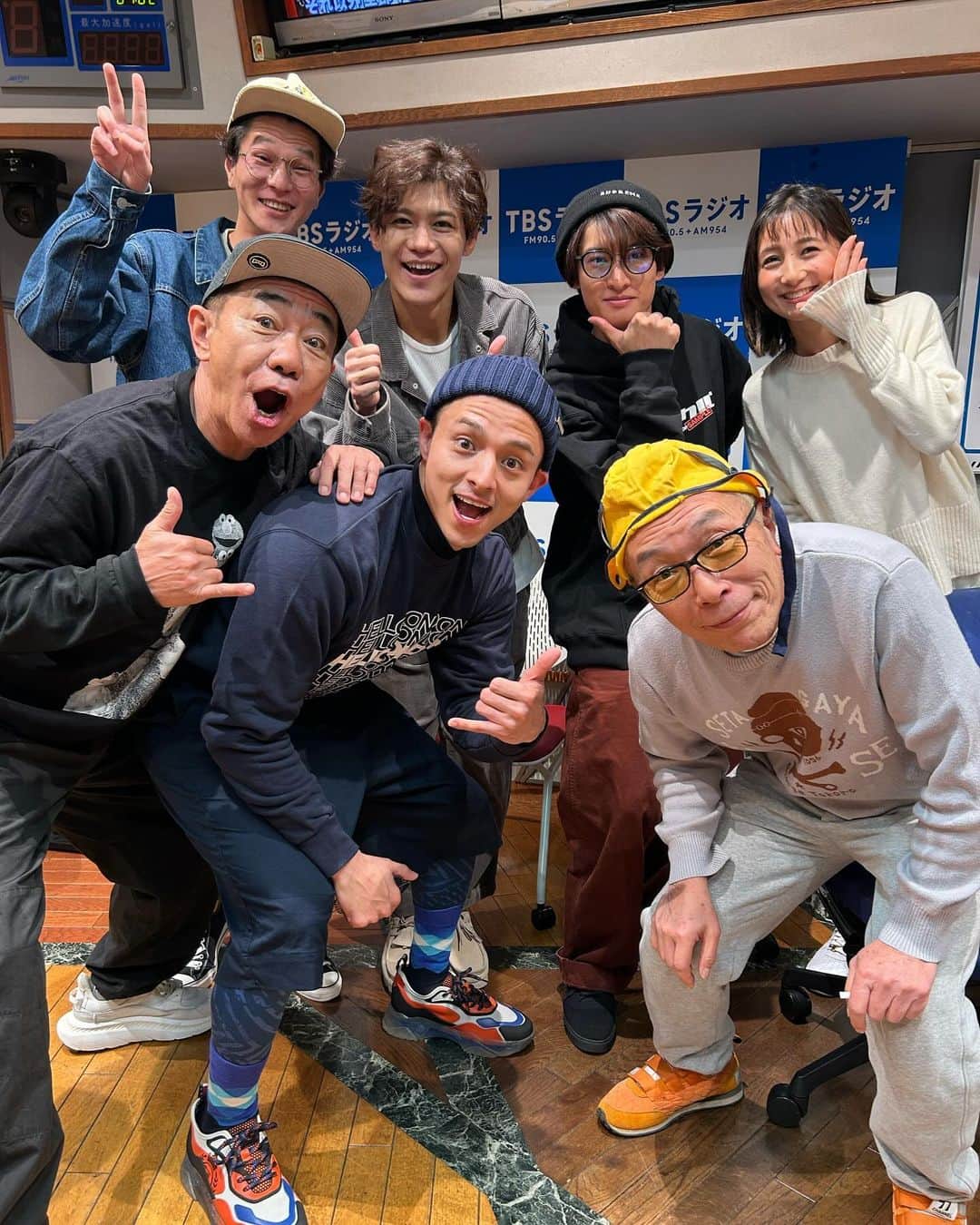 木梨憲武さんのインスタグラム写真 - (木梨憲武Instagram)「朝6:00大集合の巻！ジャンル別選手権！広げようネットワーク！ビジョンなし！！みんなありがとう！！」12月2日 16時58分 - noritakekinashi_official