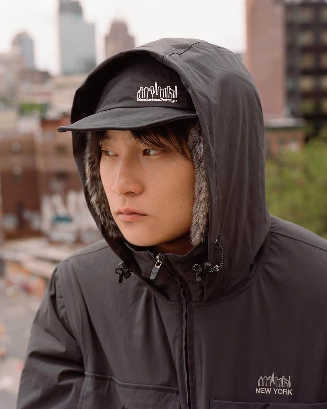 マンハッタンポーテージのインスタグラム：「. Manhattan Portage Fall / Winter 2023-24   @kei.tsuruta  📷 @petersutherland」