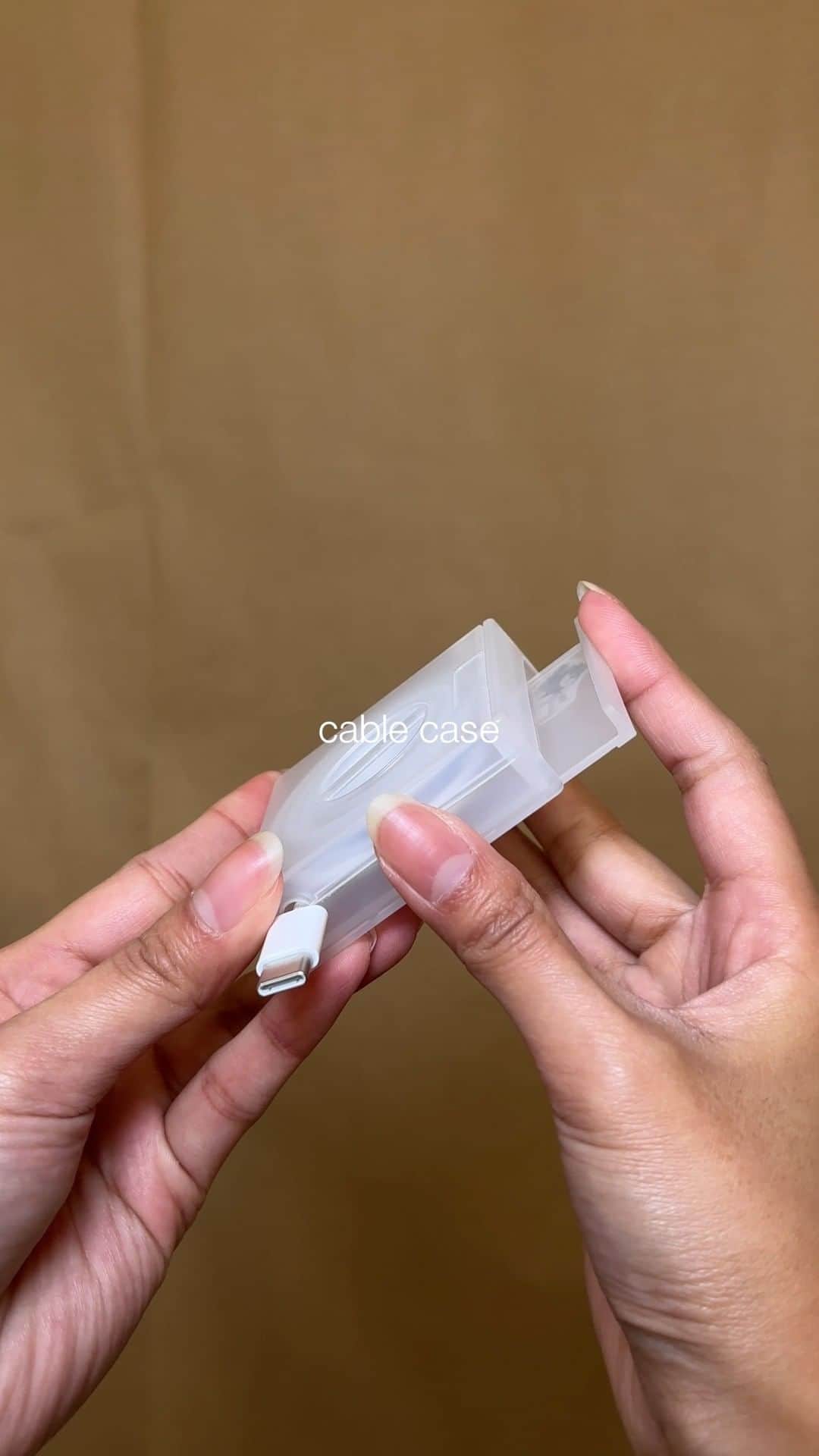 MUJI USAのインスタグラム：「The MUJI Gift Guide: The MUJI Starter Pack 📓🖋️  Introducing the 2023 MUJI Gift Guide, a collection of curated guides for you to find the perfect gift(s) for your loved ones this holiday season 🎄🎁  Shop the MUJI Starter Pack with our best-sellers and personal favorites in stores and online.  #MUJI #MUJIUSA #MUJIGift #365DaysofJoy #GiftGuide」
