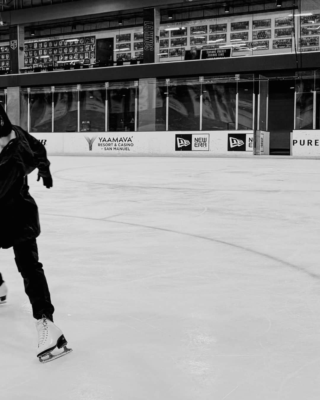 マイア・シブタニさんのインスタグラム写真 - (マイア・シブタニInstagram)「Back at the office and my skates are so clean!! Thank you, @harlickskatingboots. ⛸️🙌❤️」12月2日 10時49分 - maiashibutani