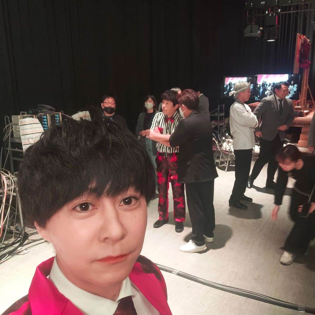 瀧上伸一郎さんのインスタグラム写真 - (瀧上伸一郎Instagram)「昨日はネタパレでした！ 流れ星☆の新ネタ、面白かったよね！😆」12月2日 11時09分 - takiue_nagareboshi