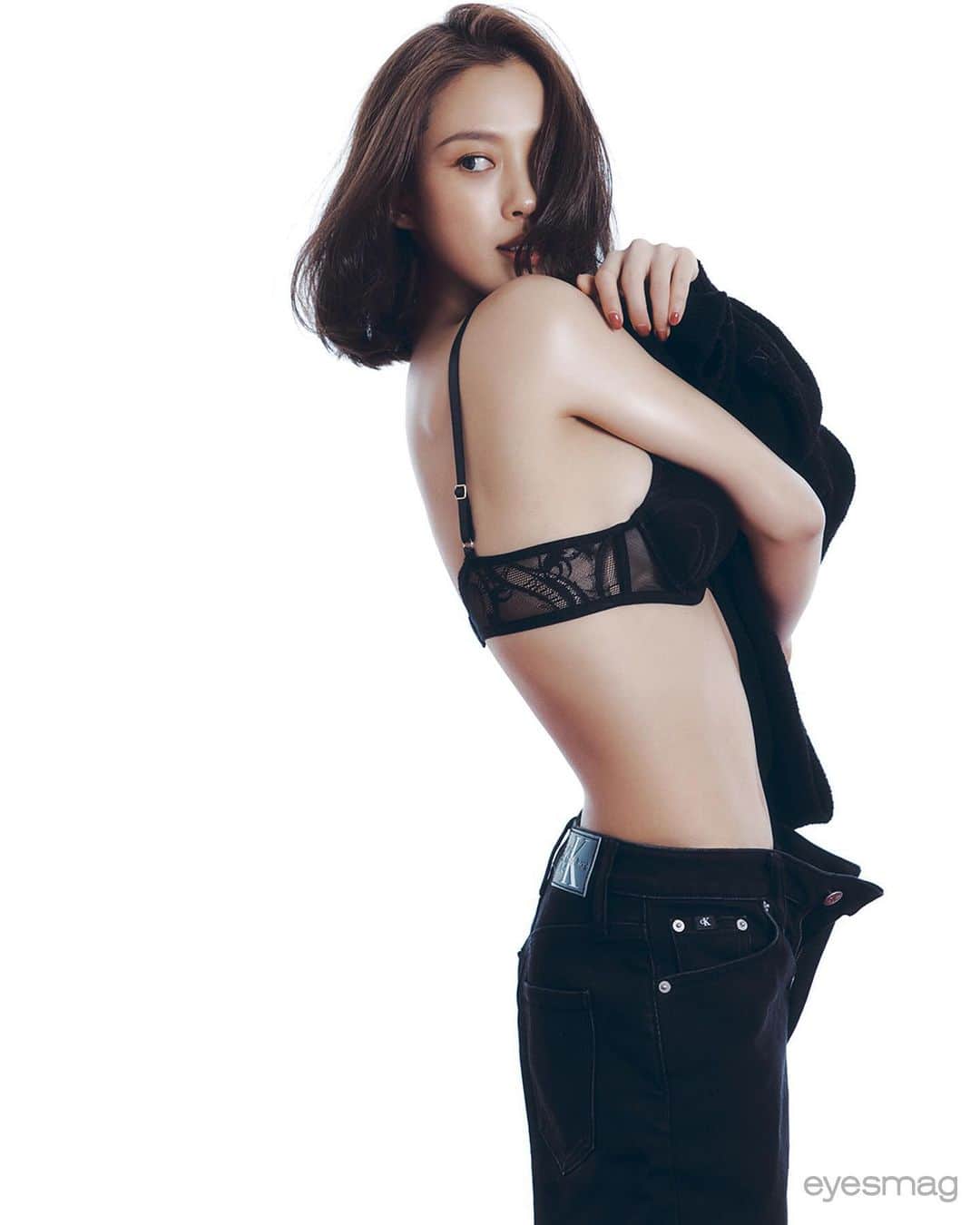 コ・ミンシさんのインスタグラム写真 - (コ・ミンシInstagram)「@calvinklein   ♥️  @eyesmag   #광고 #CKforU  #CalvinKlein #캘빈클라인언더웨어 #캘빈클라인 #eyesmag」12月2日 11時45分 - gominsi