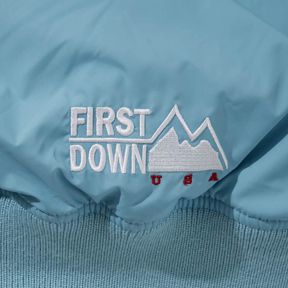 ビリオネア・ボーイズ・クラブさんのインスタグラム写真 - (ビリオネア・ボーイズ・クラブInstagram)「BILLIONAIRE BOYS CLUB x FIRSTDOWN EMBROIDERED LOGO B-3 DOWN JACKET MICROFT® . Available at BILLIONAIRE BOYS CLUB / ICECREAM TOKYO & ONLINE STORE. . BILLIONAIRE BOYS CLUB / ICECREAM TOKYO 〒150-0001 東京都渋谷区神宮前4-25-1 ライサ1F-C TEL：03-5770-0018 . . BILLIONAIRE BOYS CLUB / ICECREAM ONLINE STORE http://billionaireboysclub-store.jp . . ※店舗により一部お取り扱いがない場合がございますので 各店舗へご確認いただきご来店ください。  #BILLIONAIREBOYSCLUB #FIRSTDOWN #ICECREAM #PHARRELL #PHARRELLWILLIAMS #BBCICECREAM #Harajuku #Tokyo #Japan」12月2日 12時00分 - bbcicecream_jp