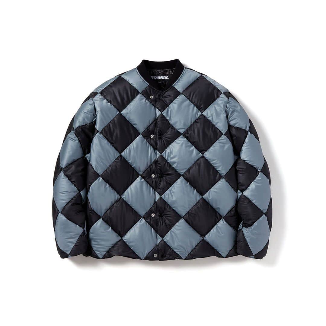 ネイバーフッドのインスタグラム：「⁡ CHECKER DOWN JACKET ⁡ #neighborhood #nbhd #craftwithpride ______________________________________ ⁡ *本製品のお取り扱い内容については店舗によって異なりますので、弊社WEBサイトのDEALERSより最寄り店舗へ直接お問い合わせ下さい。 ⁡ *Releases vary by region. Please contact your local store directly as shown on the DEALERS section of our website.」