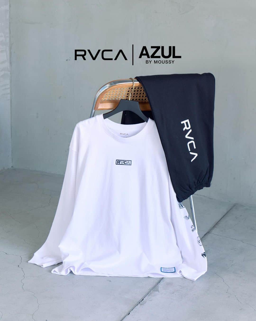 AZUL by moussyのインスタグラム：「RVCA｜AZUL BY MOUSSY 12月8日(金) より発売開始。 #RVCA_AZUL @rvcajapan  毎回大好評のAZUL BY MOUSSY別注、 RVCA別注アイテムがAWも登場！ ウィメンズ3型、メンズ4型のラインナップをお届け。  是非この機会をお見逃しなく！  ▶︎商品情報は画像をタップorトップのURLからチェック！  #RVCA #ルーカ #RVCA_AZUL #AZULBYMOUSSY」