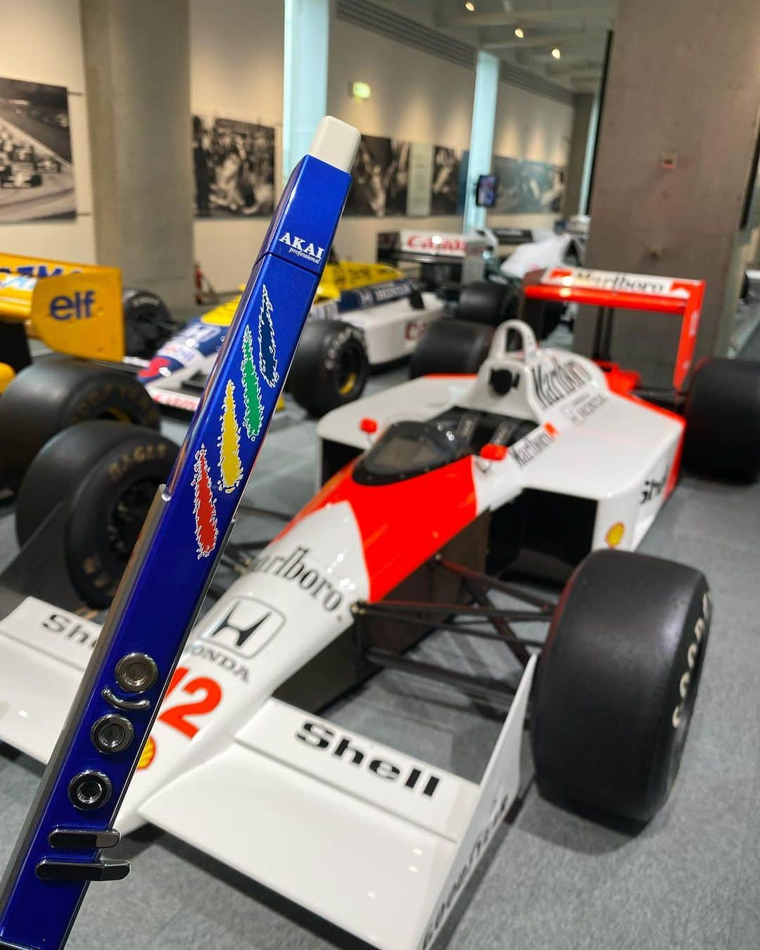 若林愛のインスタグラム：「明日12/3🏎️ Honda Collection Hall 25年の感謝を込めて、リニューアル一時休館最終日に、宮城光さんのトークショーと、JPCOがHondaのCMソングなどの生演奏をお届けします✨ 1年ぶりのホンダコレクションホール✨ 今回はクラリネットとEWIは4000sの演奏です🎶 お楽しみに🥰 . #ホンダコレクションホール #honda #hondacollectionhall #モビリティリゾートもてぎ #ewi #ベネトン #benetonformula1 #akaiewi #jpco #Megumi♡Kei #若林愛 #clarinet」