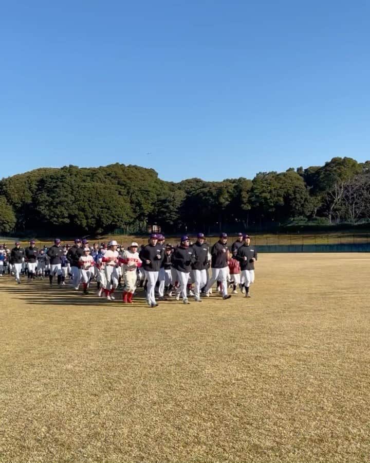 渡辺俊介のインスタグラム：「新チーム活動２日目は野球教室 笑顔いっぱいの子供達から沢山の元気を貰いました⚾️ #日本製鉄かずさマジック  #かずさ4市 君津　木更津　富津　袖ヶ浦」