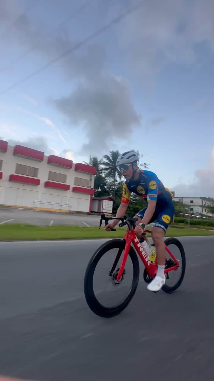 ジヌションのインスタグラム：「🚴‍♂️ 2023 HELL OF THE MARIANAS 100km 션 열차 타세요! #Saipan @themarianas_kr @trekbicyclekorea」