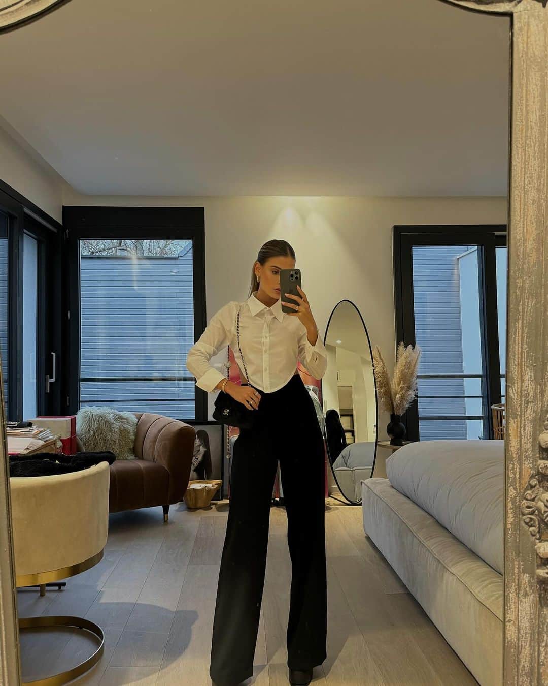 キャロル・カブリーノのインスタグラム：「dos stories pro feed 🤍」