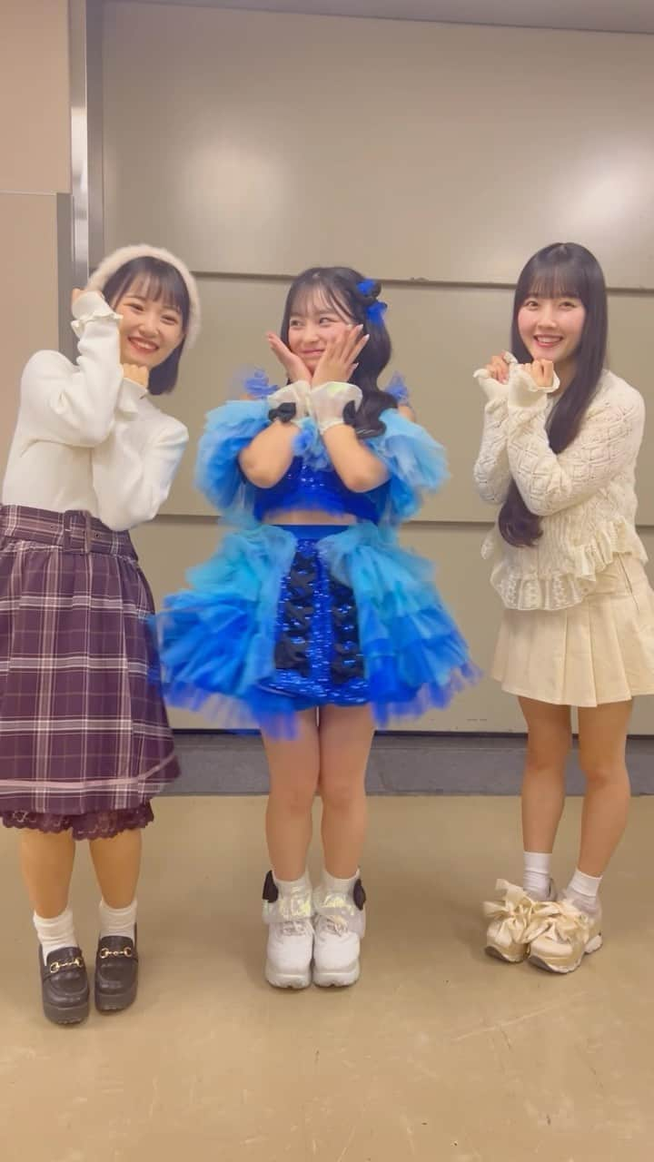 CANDY TUNEのインスタグラム：「子供が3人 #必殺あざとポーズ #CANDYTUNE #きゃんちゅー」