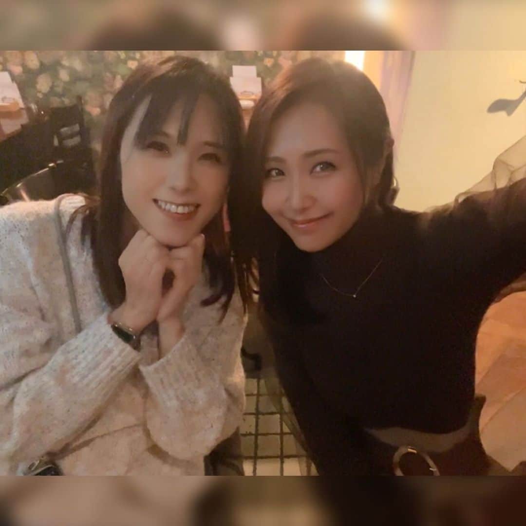 水上真理のインスタグラム：「金曜日の夜は なおちゃんと🥰 .  楽しかったなぁ♡ . だいすきっ💕 . #smile  #happy #love」