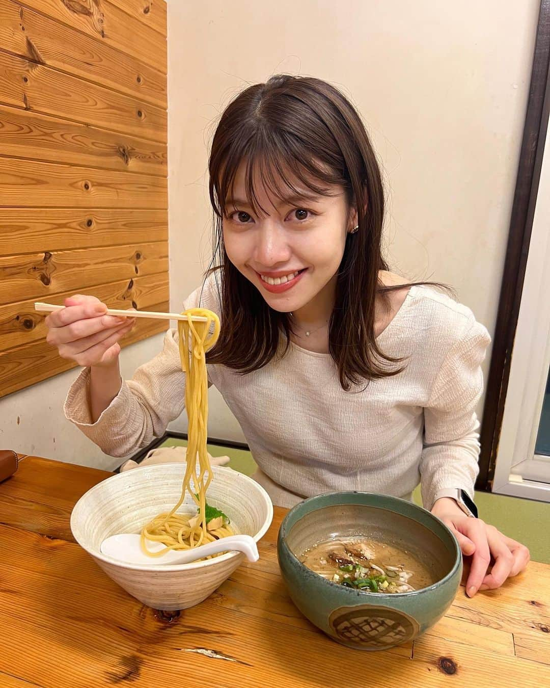 吉田晴香のインスタグラム：「札幌つけ麺 風來堂🍜❣️ つけ麺気分だったとある日  札幌の生活スタートして(10年前 笑) はじめて札幌でつけ麺を食べたのが 風來堂☺️惚れた😍  そこから何回食べに来てるんだろ😋笑 数えきれない🍜  #風來堂#つけ麺#札幌つけ麺 #札幌ラーメン #北海道#hokkaido#hokkaidolove」