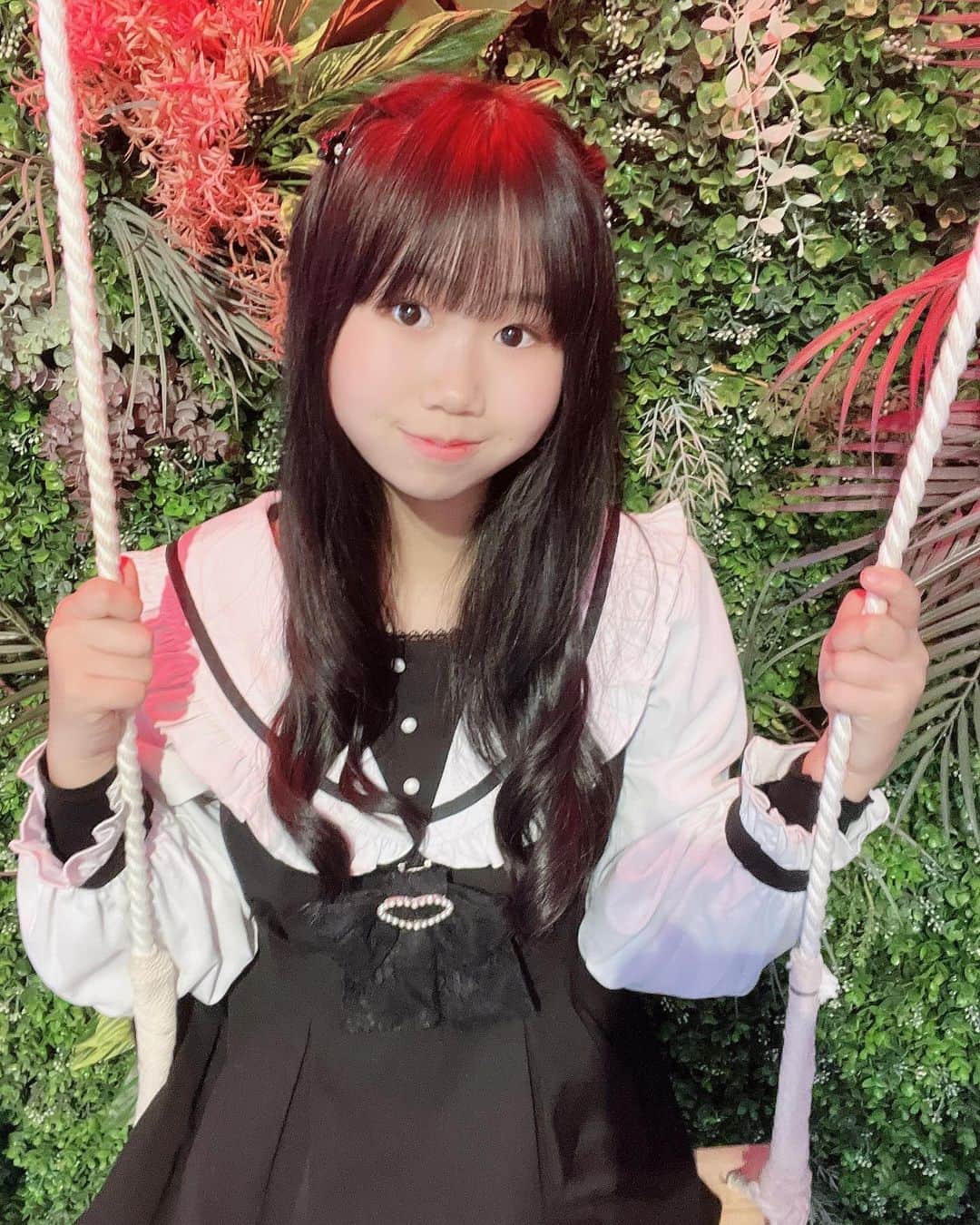 松永あいかさんのインスタグラム写真 - (松永あいかInstagram)「🍚🤍 .  .  .  .  .  .  .  .  .  .  .  . #アイドル#おーえすけー#松永あいか#中学生#可愛い#大須#09#14歳#いいねしてほしい#中2#拡散希望#jc#推して#黄緑色担当#大須商店街」12月2日 17時30分 - osk_matunaga_aika