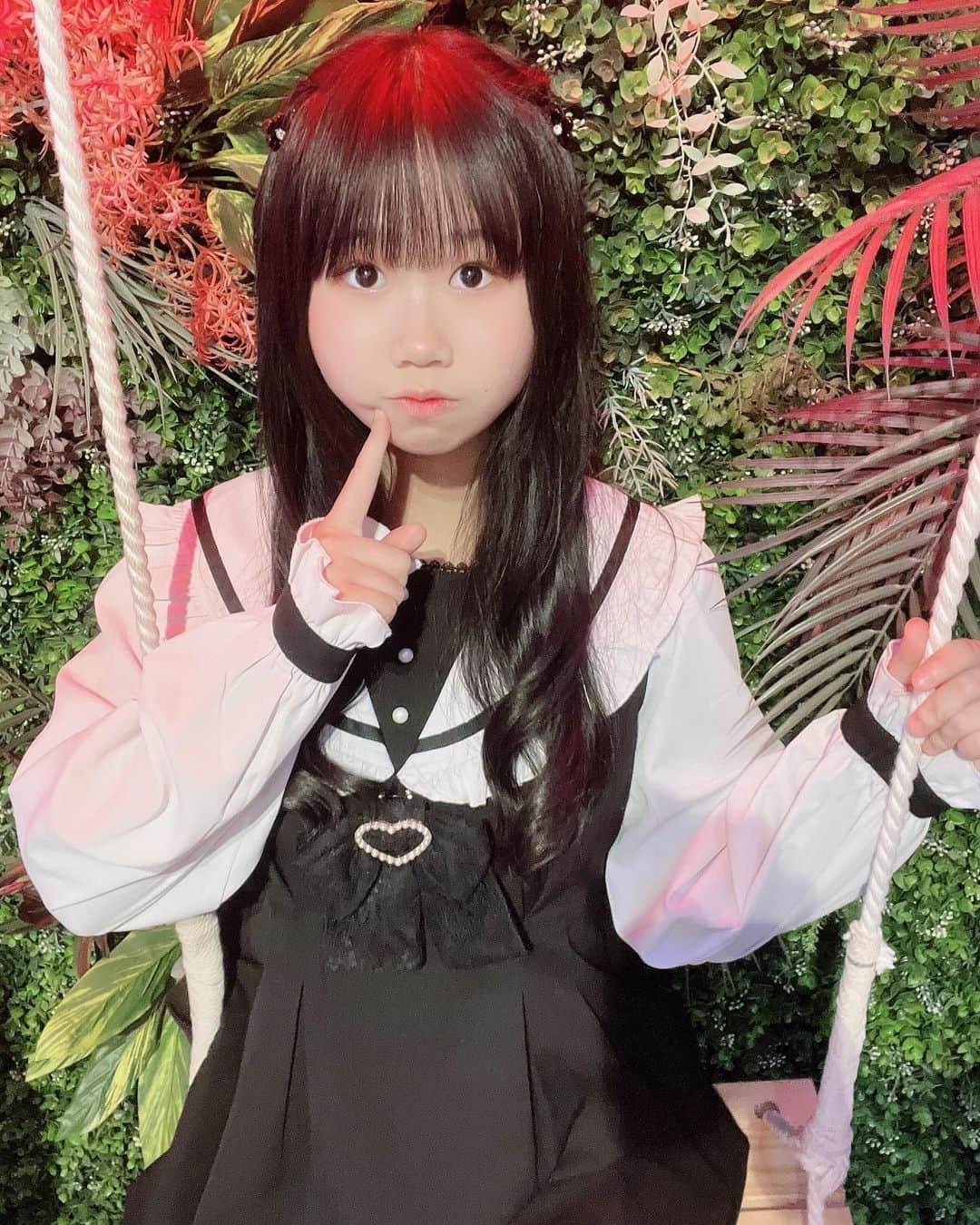 松永あいかのインスタグラム：「🍚🤍 .  .  .  .  .  .  .  .  .  .  .  . #アイドル#おーえすけー#松永あいか#中学生#可愛い#大須#09#14歳#いいねしてほしい#中2#拡散希望#jc#推して#黄緑色担当#大須商店街」