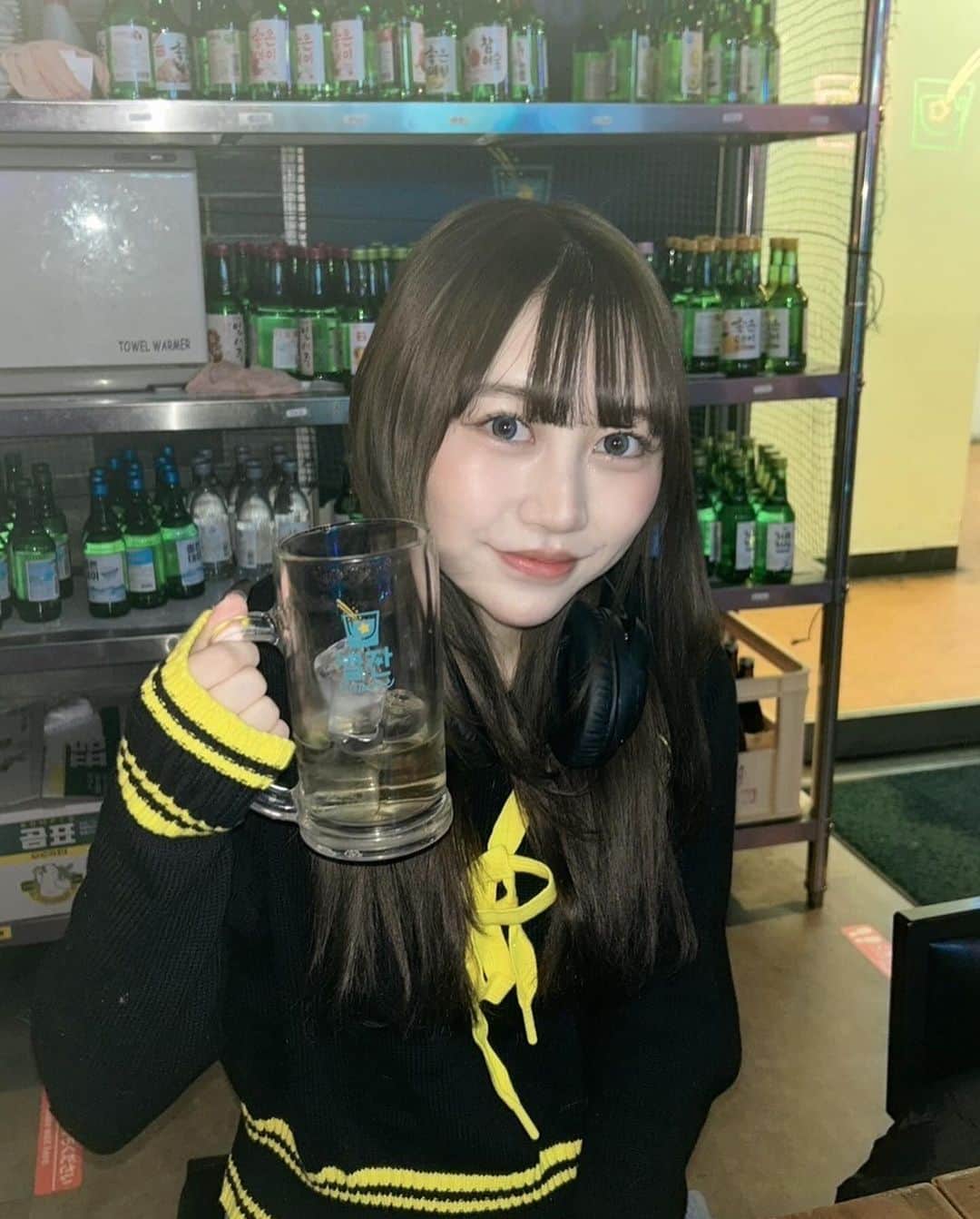 ゆらさんのインスタグラム写真 - (ゆらInstagram)「最近....ᝰ🗒🪄🍻 . . . .  #ootd  #데일리 #팔로우 #오오티디 #카페 #패션 #일본 #좋아요환영 #인친황영 #居酒屋 #高円寺  #新大久保 #芝公園 #每日穿搭 #攝影日記 #穿搭日常」12月2日 17時30分 - lalalim_00